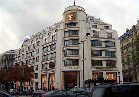 louis vuitton hotel prices